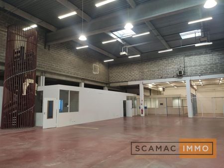 local industriel 1 262 m²