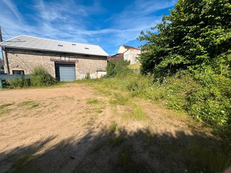 grange/ hangar / maison 130m2 + jardin