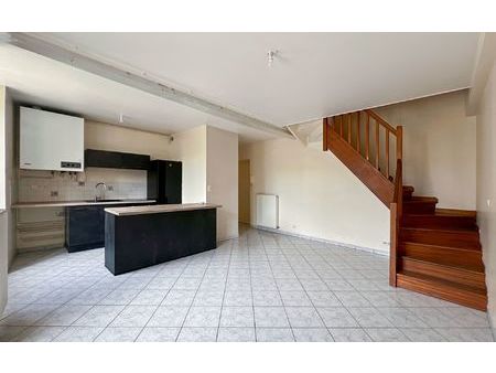 location appartement  50.12 m² t-3 à toury  650 €