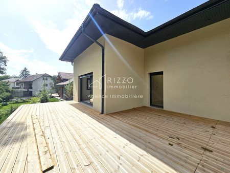 maison de luxe à vendre à sauverny