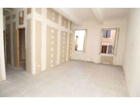 vente appartement 9 pièces 215 m² pertuis (84120)