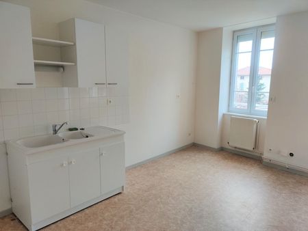 appartement f2 dans petit immeuble