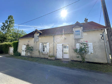 longere 4 chambres vie de plain-pied avec terrain et dépendances à écueillé (indre 36)