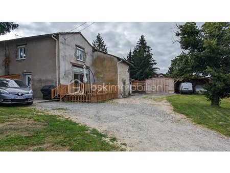 maison de 81 m² à rozier-en-donzy