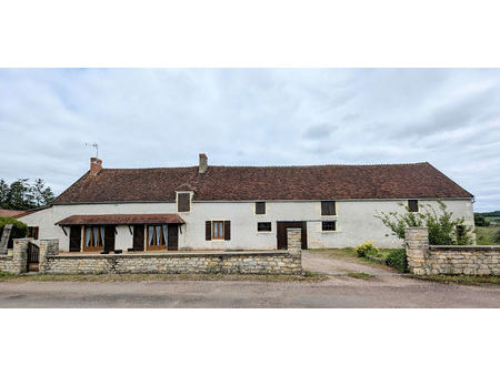 longère 5pièces/ 2 chambres et 1.5 hectares de terres - giry