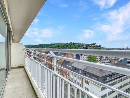 superbe appartement deux chambres avec vue sur la citadelle