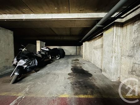 parking à louer - 23 50 m2 - paris - 75009 - ile-de-france