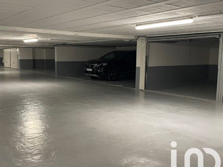 vente parking/garage/box 513 m²