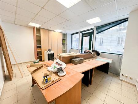 location de bureaux de 52 m² à paris