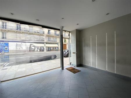 location de boutique de 35 m² à paris