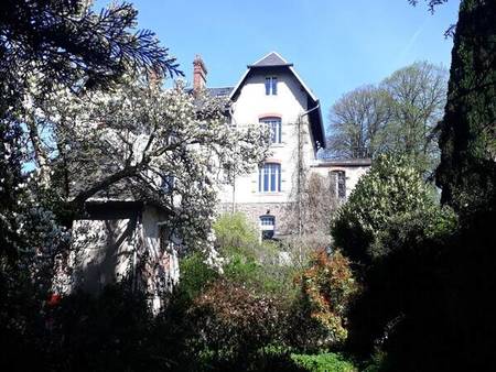 maison 6 pièces agrémentée d'un beau terrain de 540m²