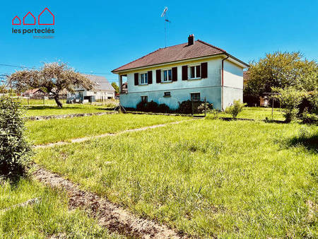 plain-pied surélevé de 80m2 sur environ 8 ares hors lotissement