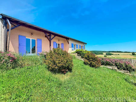 maison au calme avec dépendances et vue sur 1000 m²