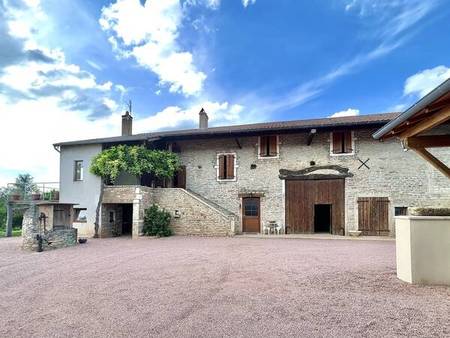 superbe maison avec vue imprenable sur les monts du maconnais