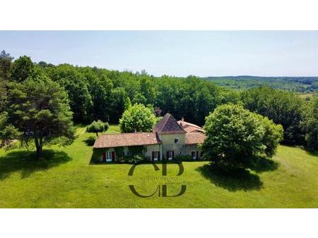 maison de campagne en pierre avec maison d'amis à vendre dordogne