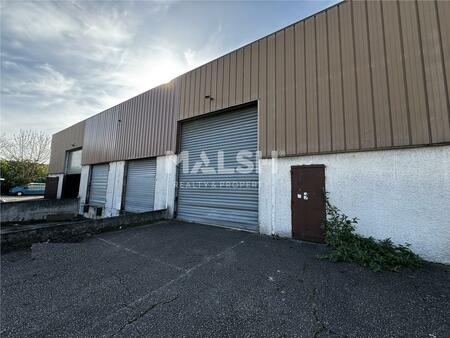 location d'entrepôt de 1 200 m² à vaulx-en-velin - 69120