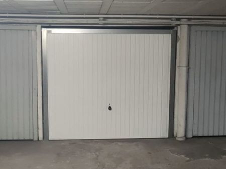 garage/box 12 5m²