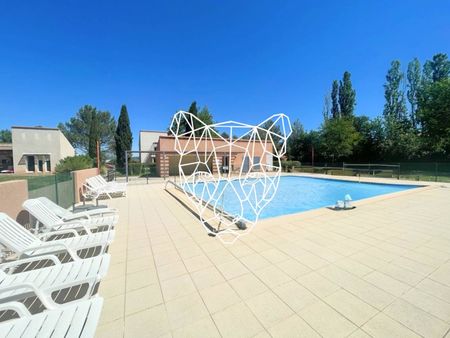 maisonnette-module jumelée de 67m2 avec terrasse et piscine commune