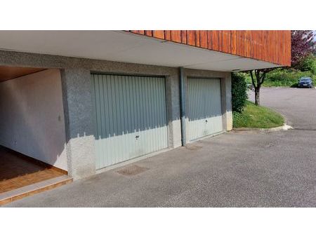garage 42 m2 veyrier-du-lac