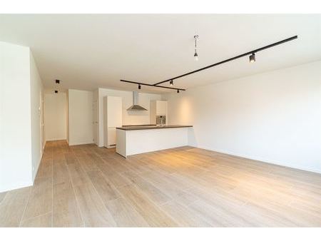 appartement te huur in borgerhout met 2 slaapkamers