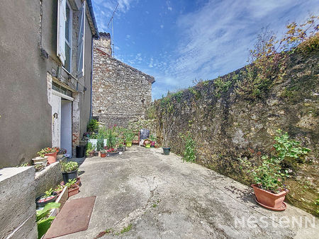 a vendre maison de village en pierre de 78 m²  deux chambres entre condom et eauze