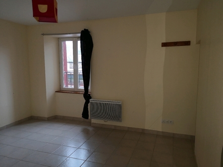 appartement 3 pièces - 62m² - caumont l evente