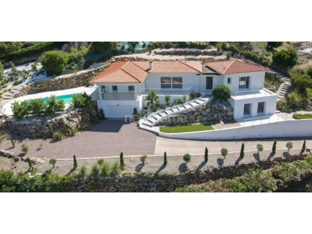 villa avec piscine les adrets-de-l'esterel (83)