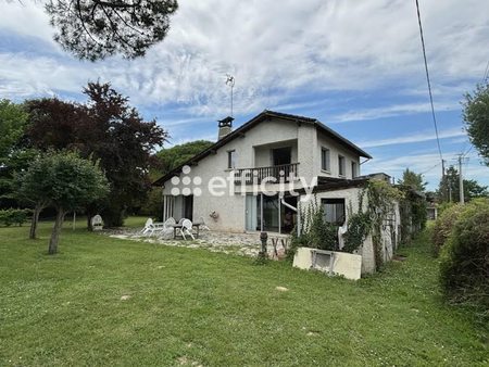 vente maison 9 pièces 204 m²