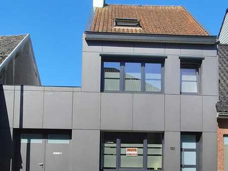 huis te koop in nieuwerkerken met 3 slaapkamers