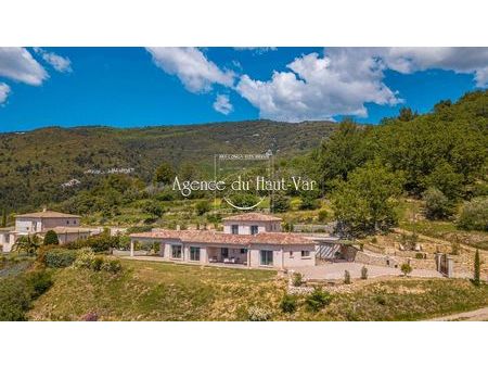 villa contemporaine  vue exceptionnelle