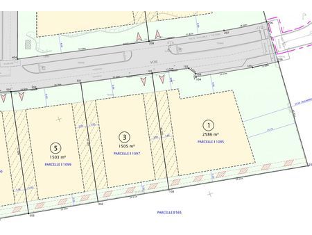 terrain 2600 m² signes