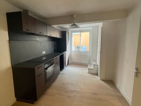 charmante maison de village entièrement rénovée - 75m² sur 3 niveaux