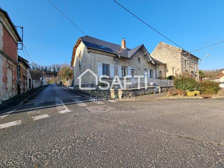 a epagny  belle maison en pierre de 160 m2 avec dependances  sur son terrain de 405 m2.