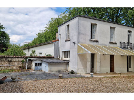 vente maison 4 pièces 140 m² richelieu (37120)