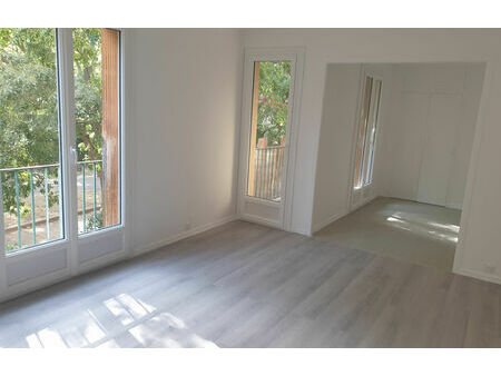 location appartement 4 pièces 84 m² manosque (04100)