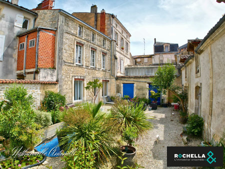 immeuble centre historique de saint-jean-d'angély