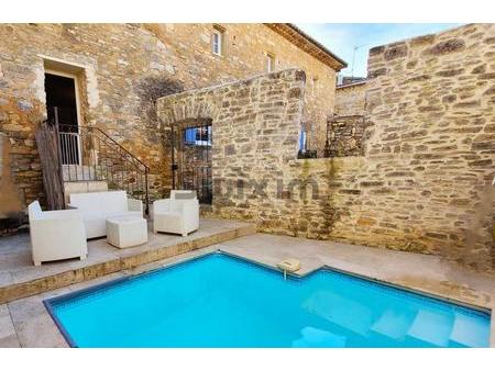 charmant mas de village en pierre parfaitement rénové avec piscine et garage