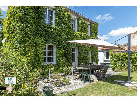 vente maison à saint-denis-du-payré (85580) : à vendre / 110m² saint-denis-du-payré