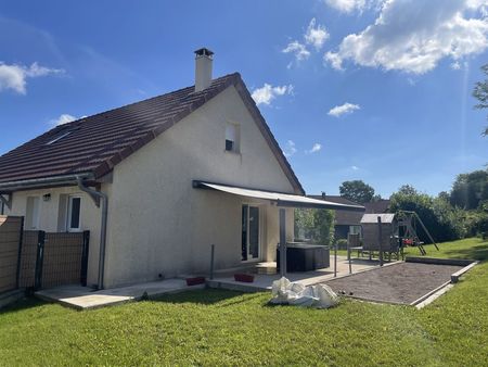 villa 6 pièces 113 m²