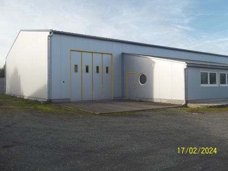 local de stockage 190m2 a louer