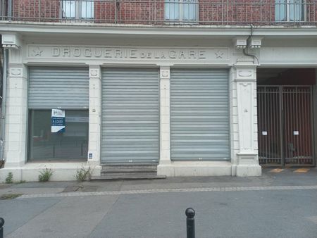 local commercial valenciennes