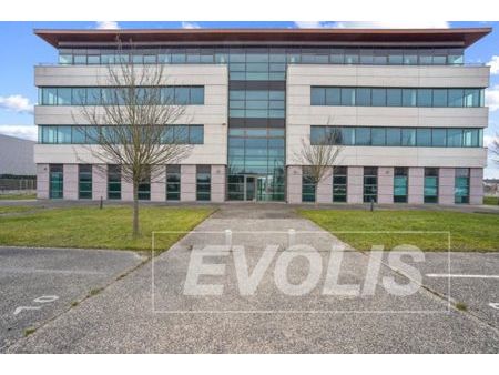 bureaux 2 137 m²