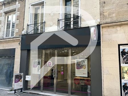 local commercial 128 m² poitiers