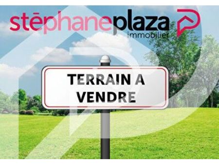 terrain 1100 m² beruges