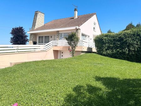 maison 7 pièces 146 m²