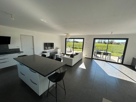 maison villa récente et moderne 112 m2 + garage 44 m2 - terrain piscinable