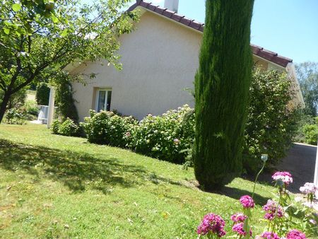 villa 5 pièces 140 m²