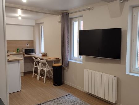 studio 1 pièce 24 m² - meublé