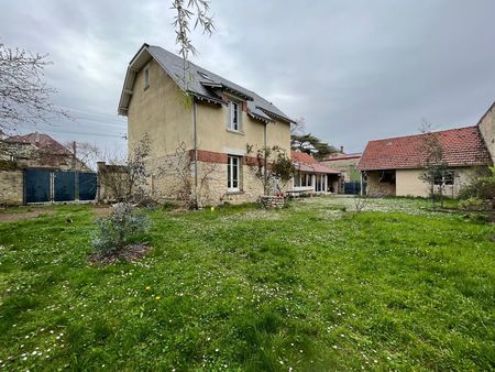 maison avec jardin et dependance