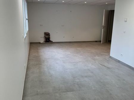 bureaux 71 m² à argonay -